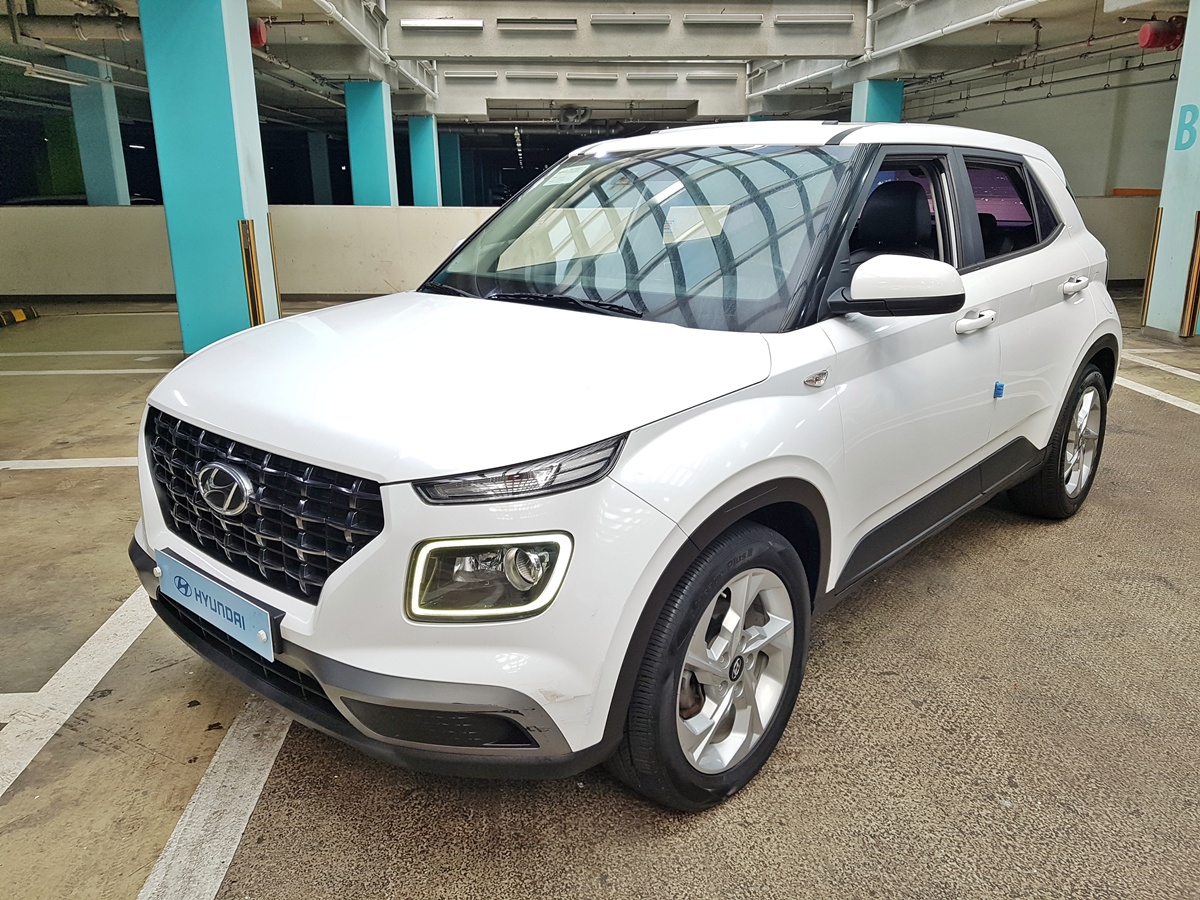 2020 Hyundai VENUE/ / FULL(NO*ACCI+17R+SUNROOF+FULLAUTO+LEATHER) - Image 2