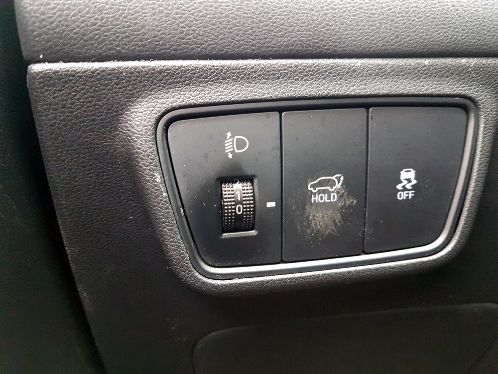 SN020747 - 2022 Hyundai The All New Tucson(19R+SUNROOF+S*KEY+FULLAUTO+LED+STEP) - Image 3