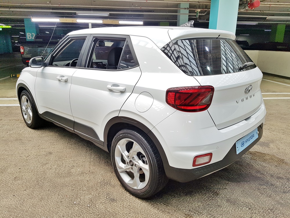 SN020737 - 2021 Hyundai VENUE (17R+S*KEY+FULL AUTO+GPS+LEATHER ) - Image 6