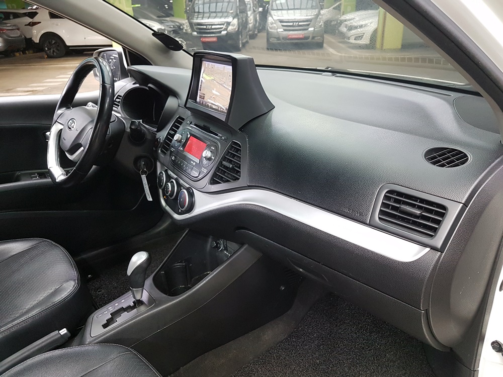 SN020716 - 2013 Kia All New Morning (POWER WINDOW+GPS+LEATH) - Image 11