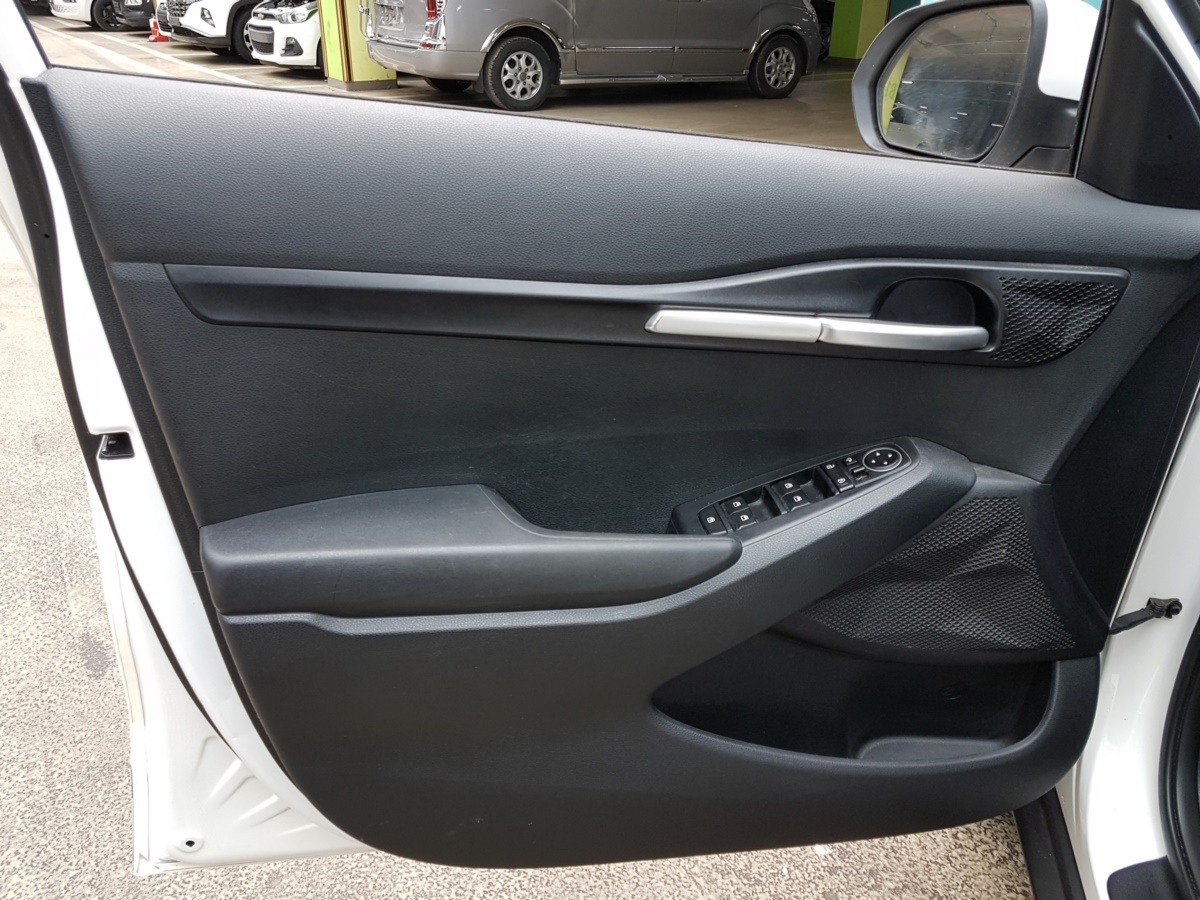 SN020544 - 2023 Kia Seltos (S*KEY+COOL SEAT) - Image 13