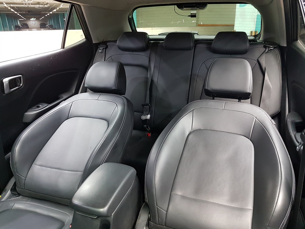 SN020674 - 2021 Hyundai VENUE (17R+S*KEY+F*ALUTO+LEATHER) - Image 11